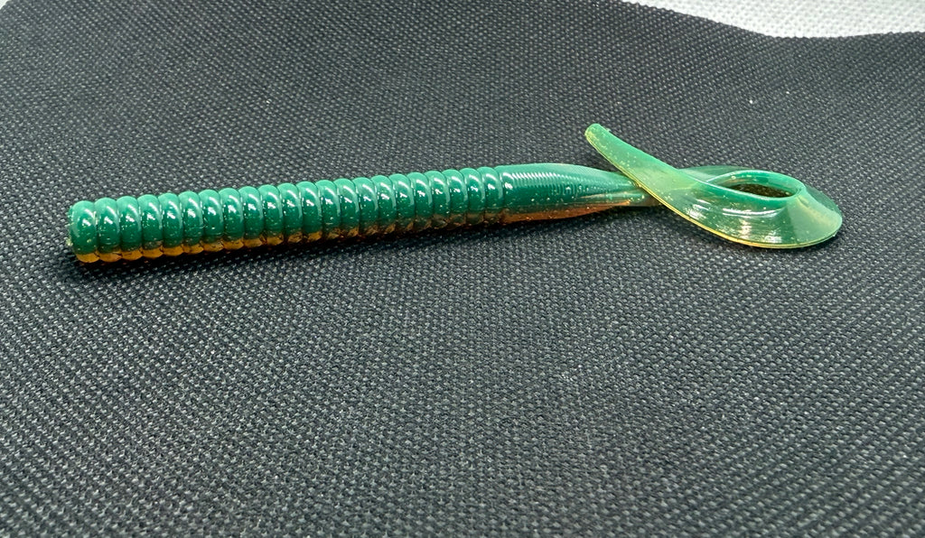 7” Ribbontail Worm - Motor Oil