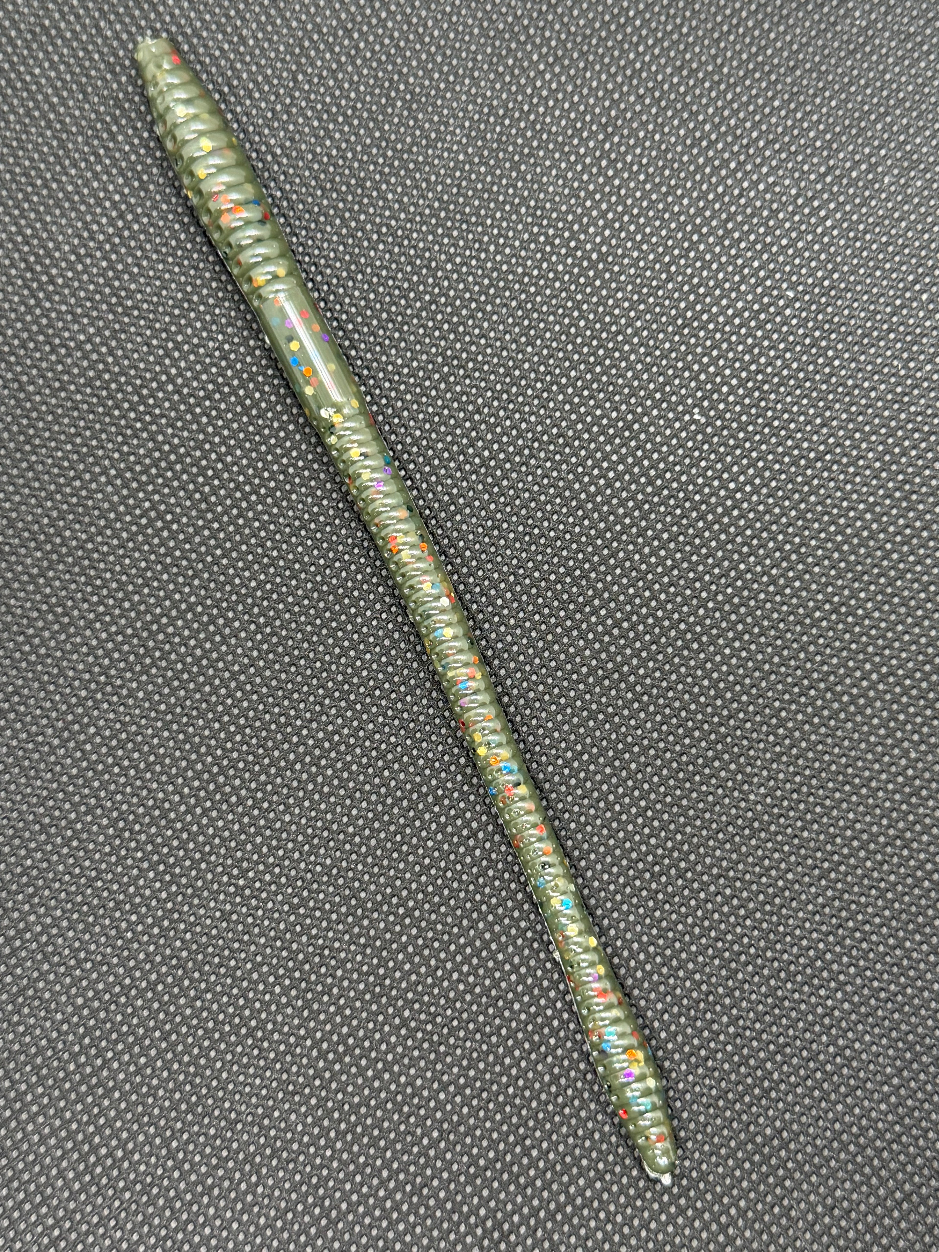 6” Finesse Worm - Green Pumpkin Candy
