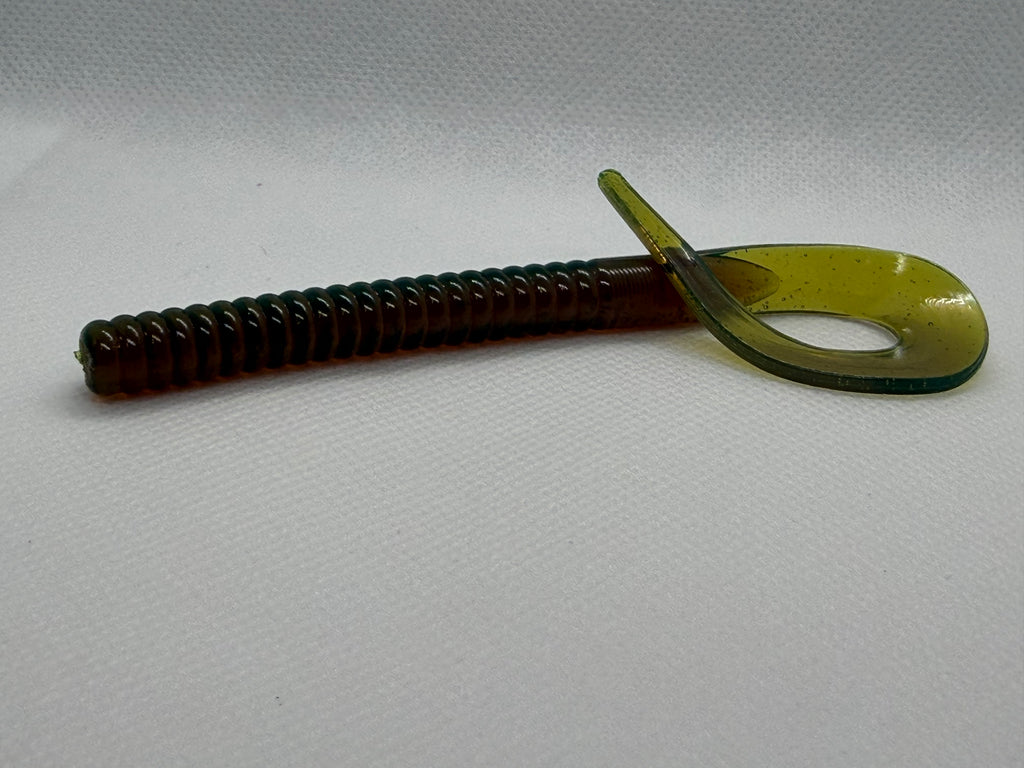 7” Ribbontail Worm - Motor Oil